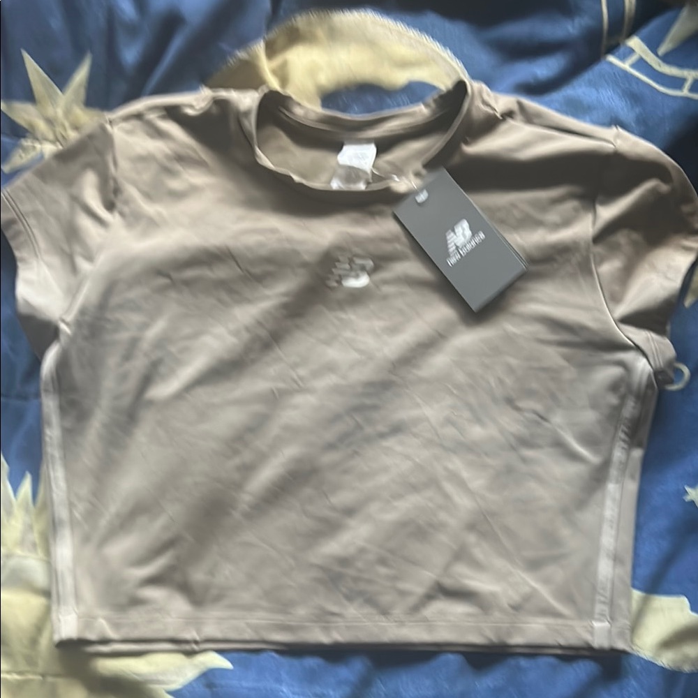 New Balance Women's Black and Gray Crop Top